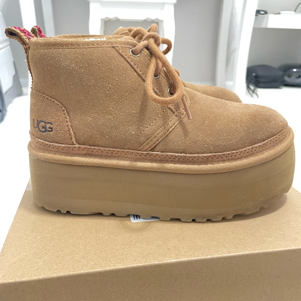 UGG Neumel Heritage